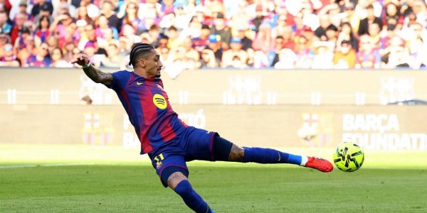 西甲最新积分榜更新：巴萨3-0大胜，皇马跌至第二，积分形势骤变