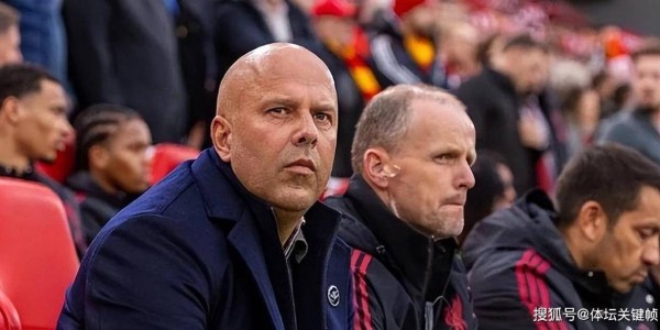 利物浦欧冠失利陷欲变阵！萨拉赫重回首发，斯洛特拿富勒姆止颓势