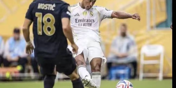 史诗级官宣！齐达内夏窗执掌高卢雄鸡，欧冠三连名帅联手姆巴佩开启新时代